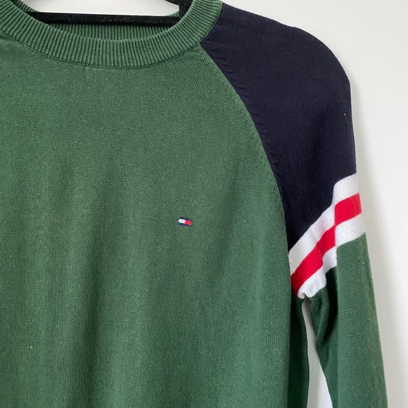 Tommy Hilfiger Green Crew Round Neck Sweater - Picture 2 of 5